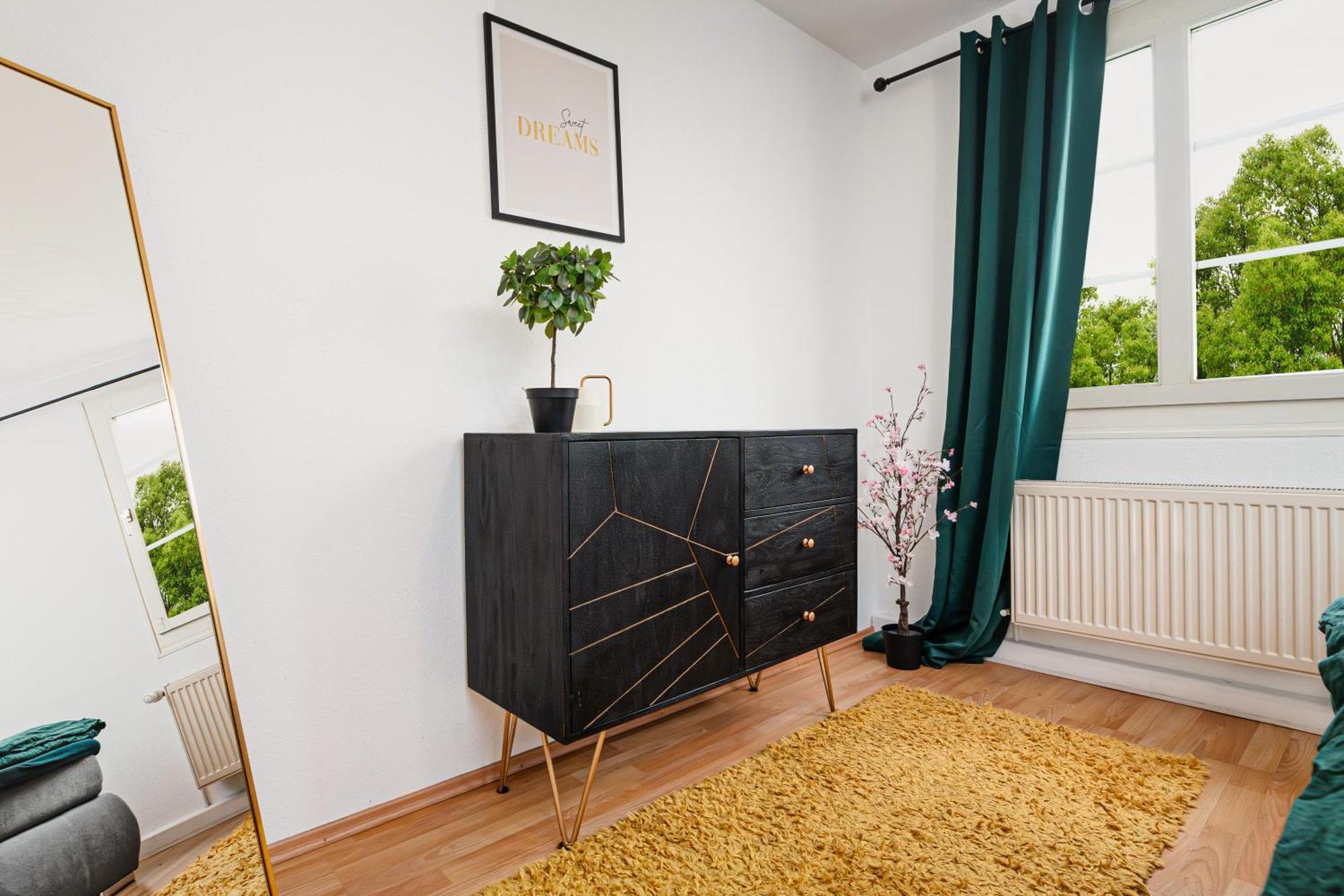 Smart Home - Wuppertal - Perfect For 4 Guests! Central - Netflix - Schwebebahn - Free Parking Zone Bagian luar foto